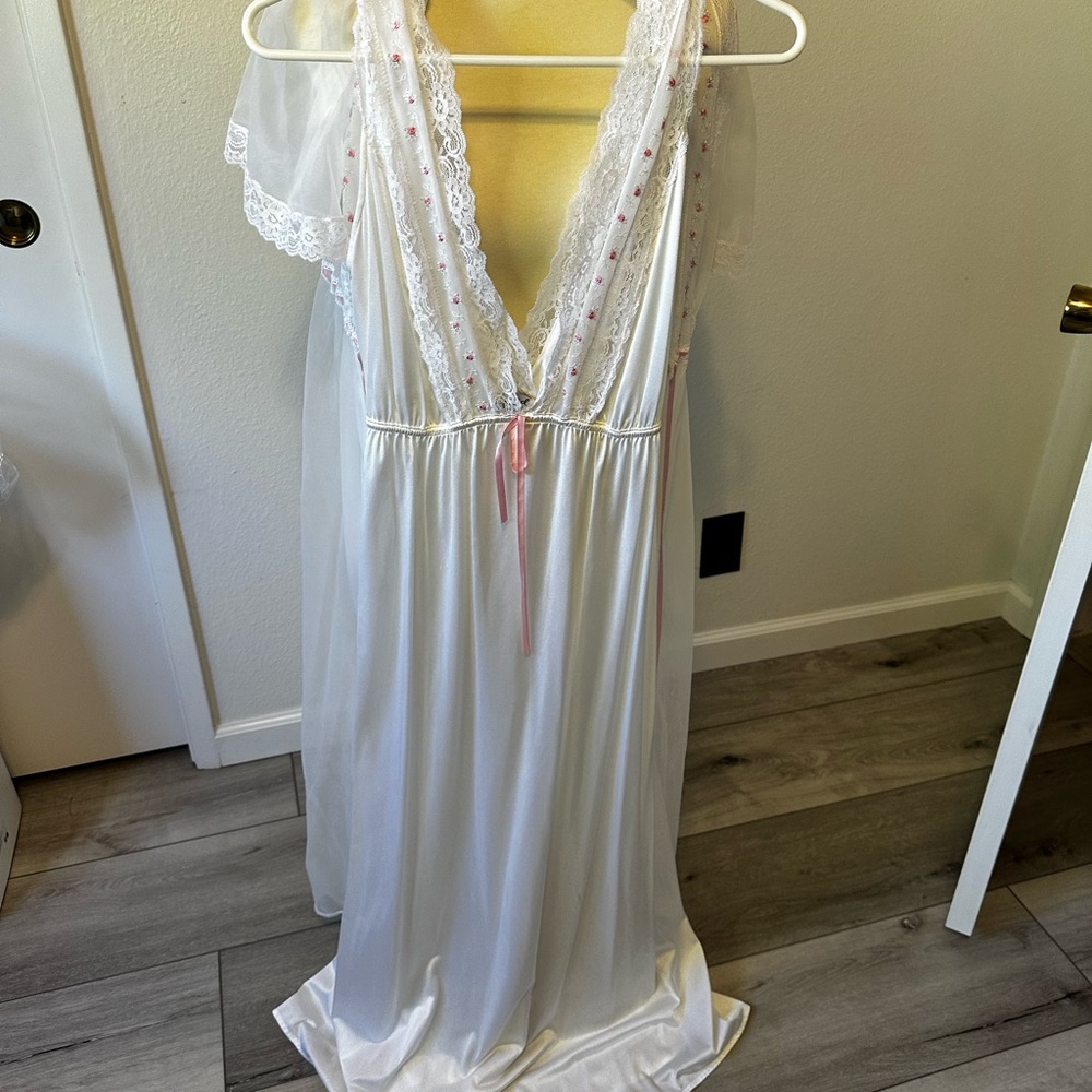 1985 Wedding Night Gown, in great shape!